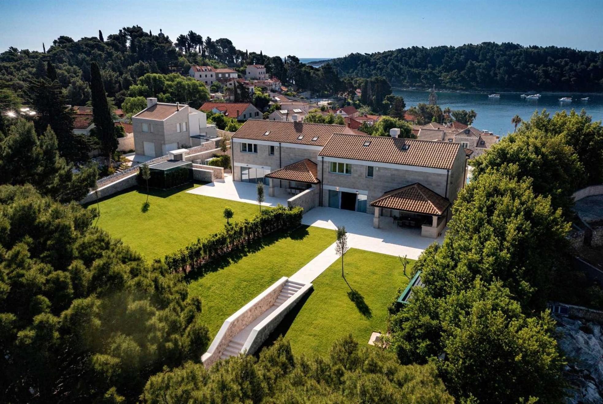 Hébergement de vacances Incredibly Luxurious With Panoramic Pool *
